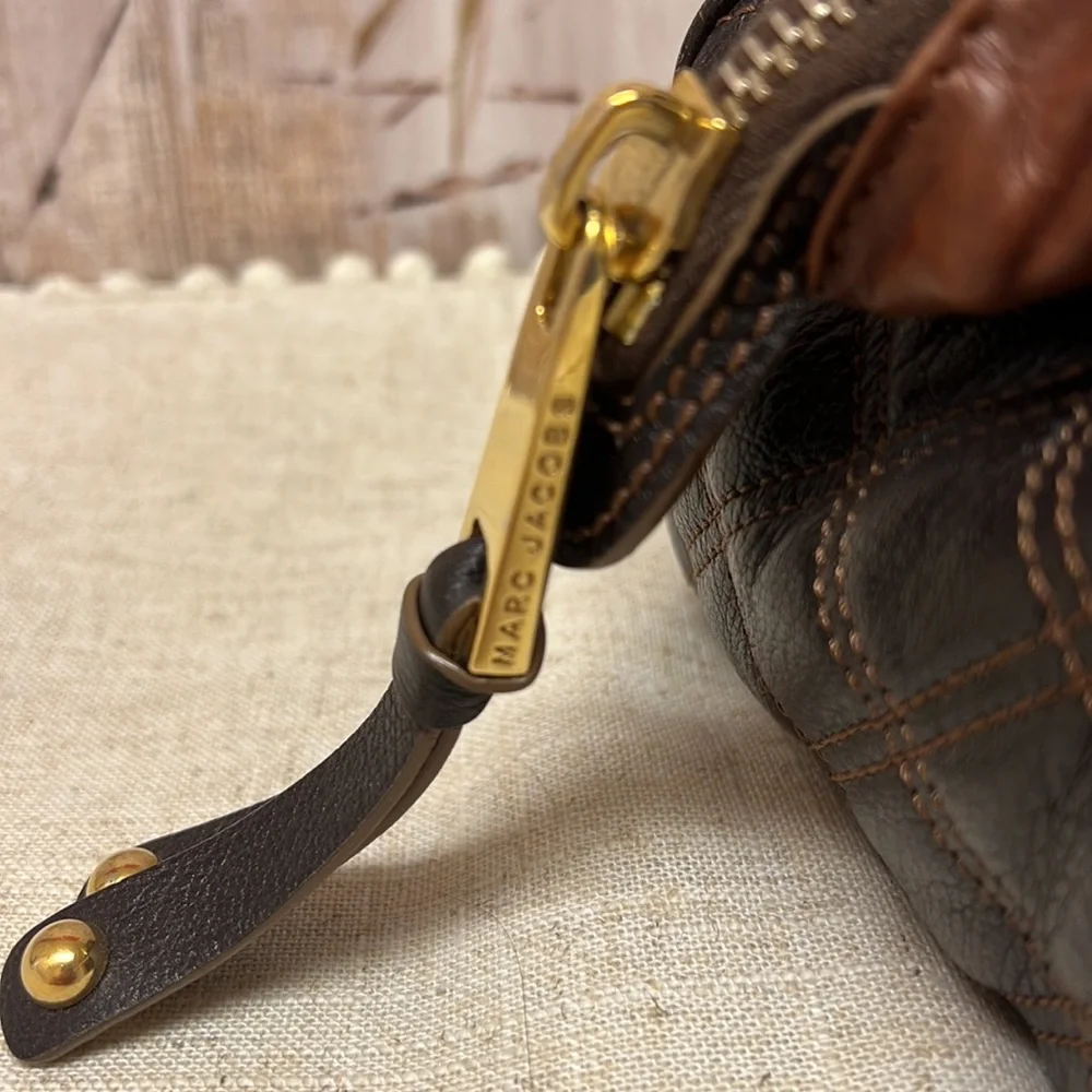 Marc Jacobs Gordon Satchel Handbag In Truffle Leather MSRP $1295 - Picture 4 of 13